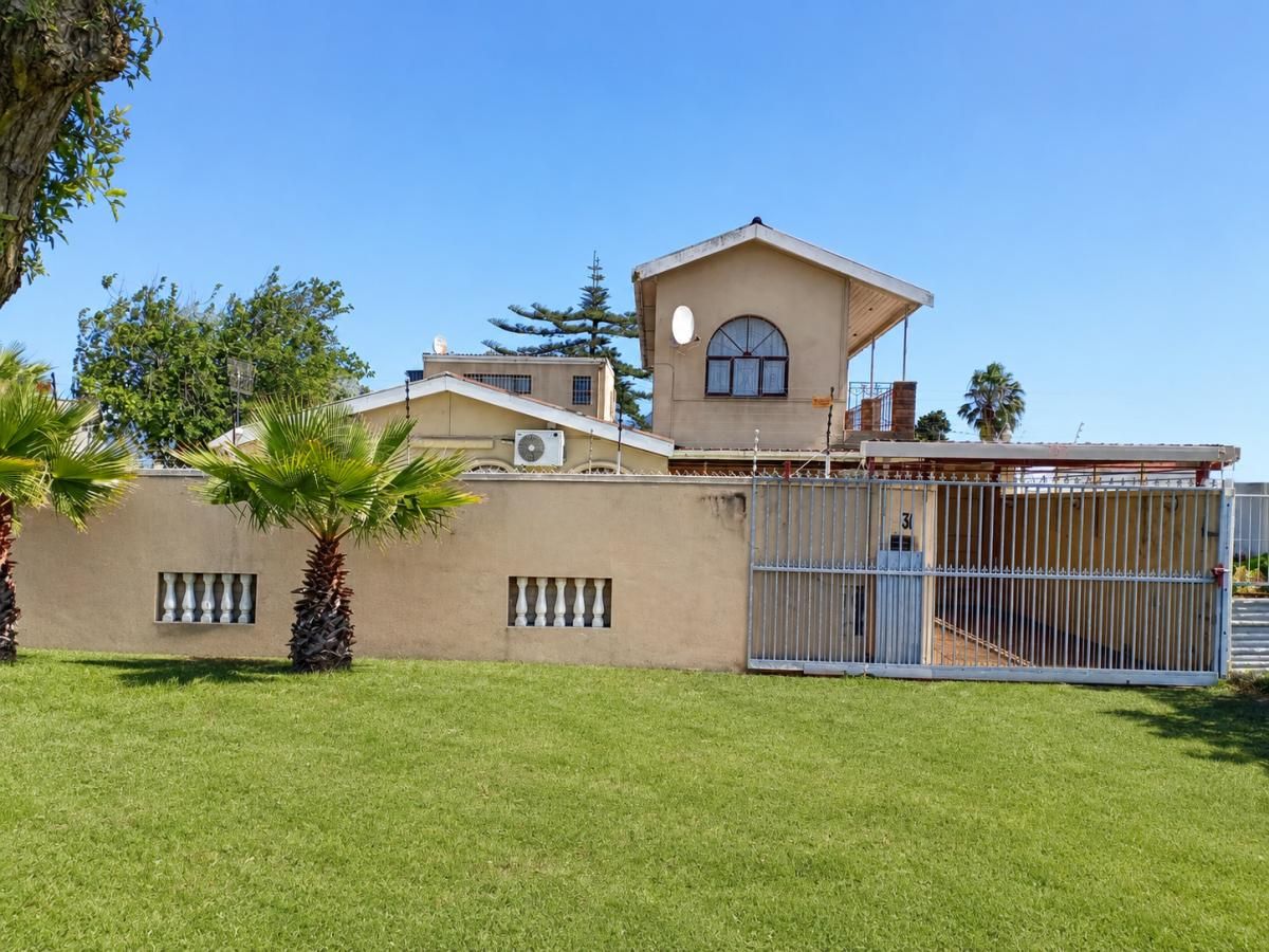 Photo of 5 Bedroom house for auction in Mountview, Cape Town