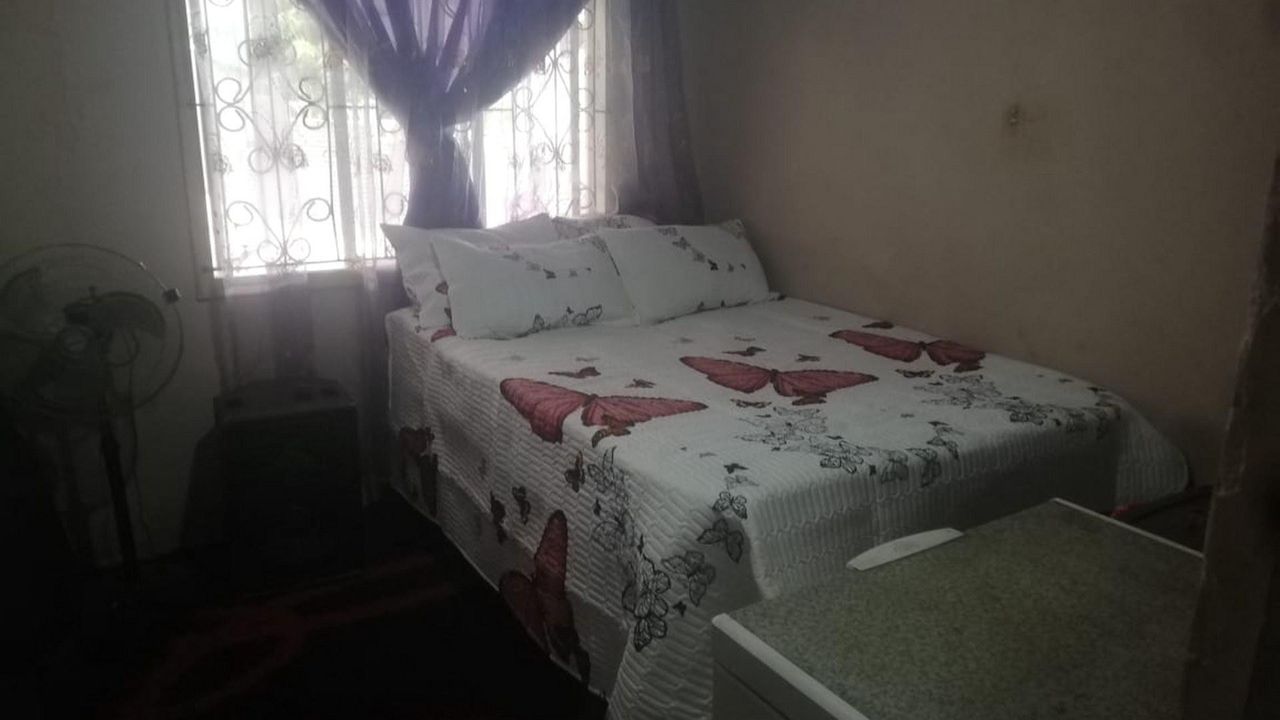 Photo 10 of 21