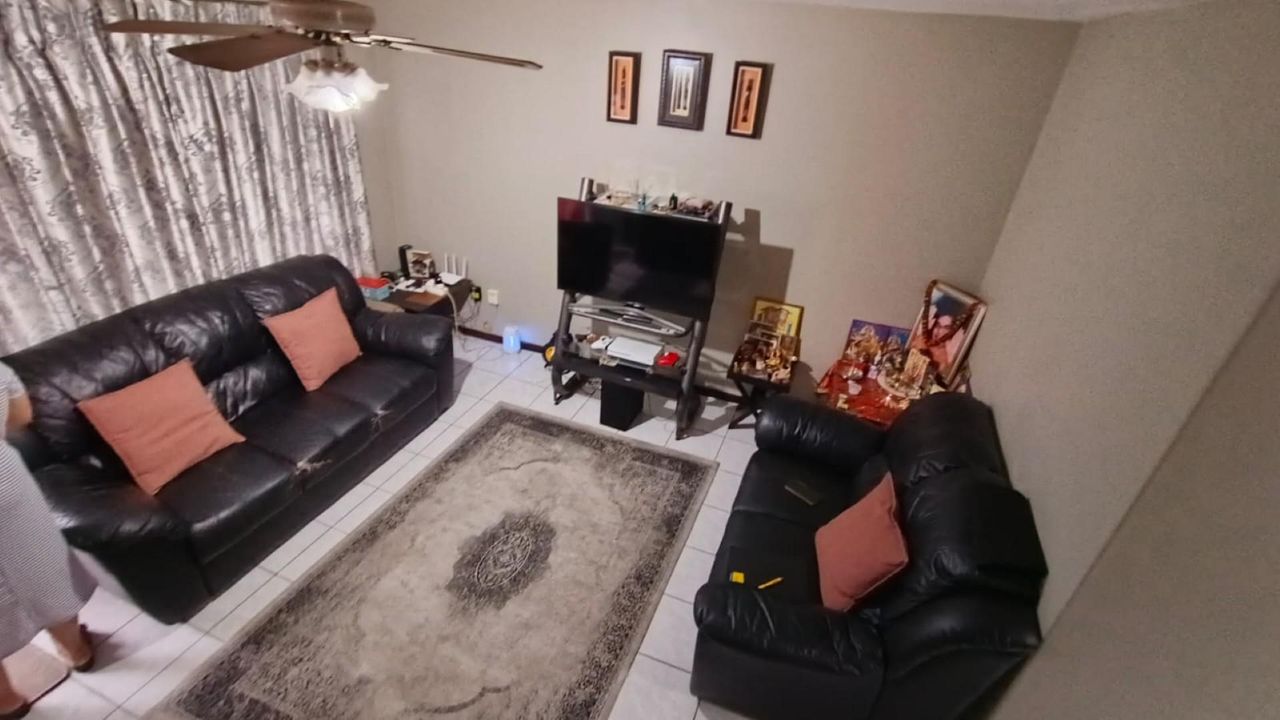Photo 5 of 20