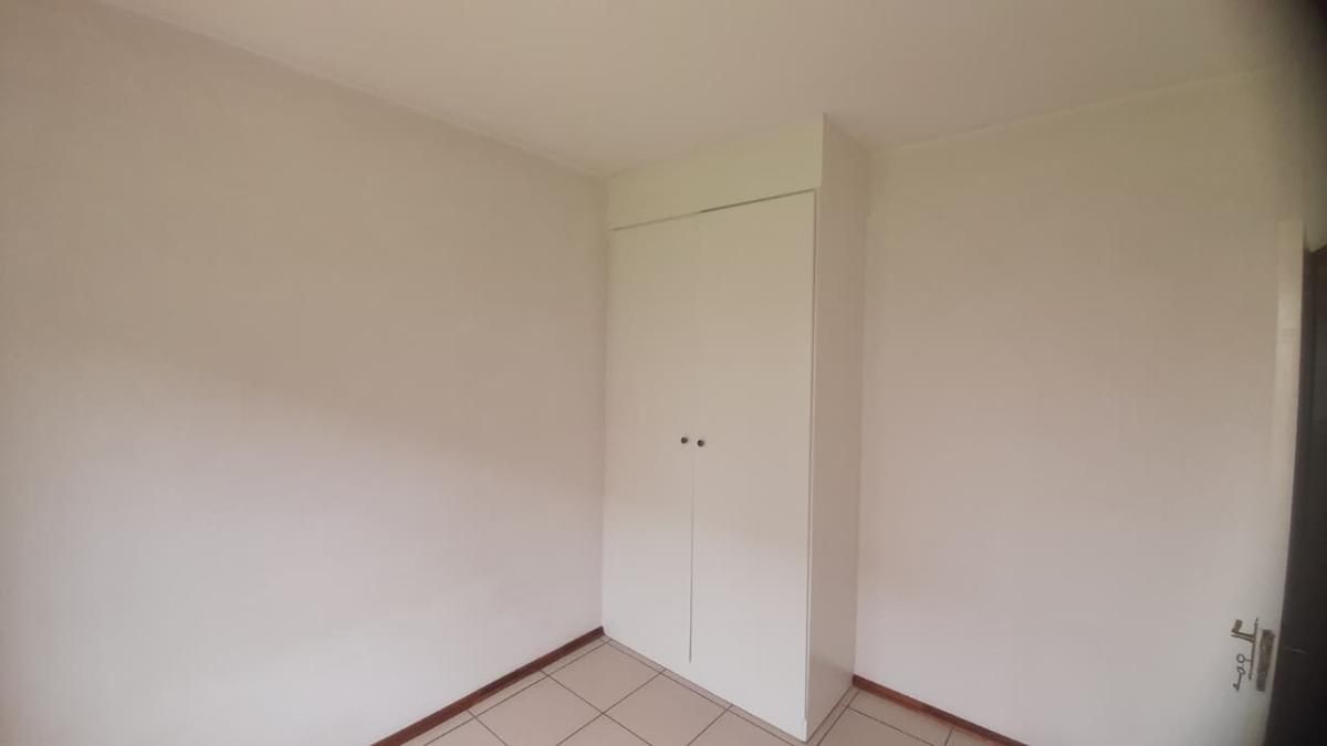 Photo 16 of 30