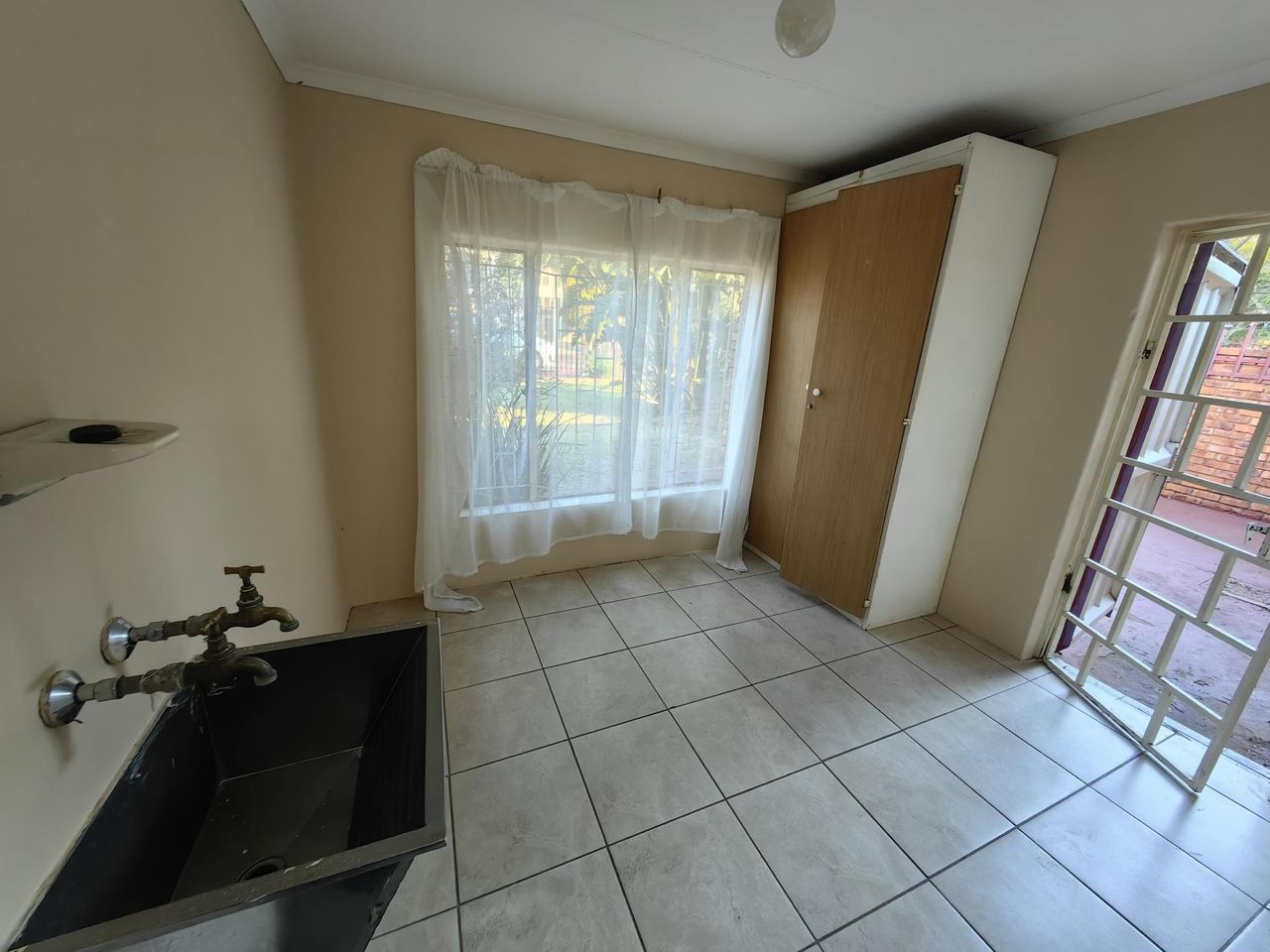 Photo 17 of 26
