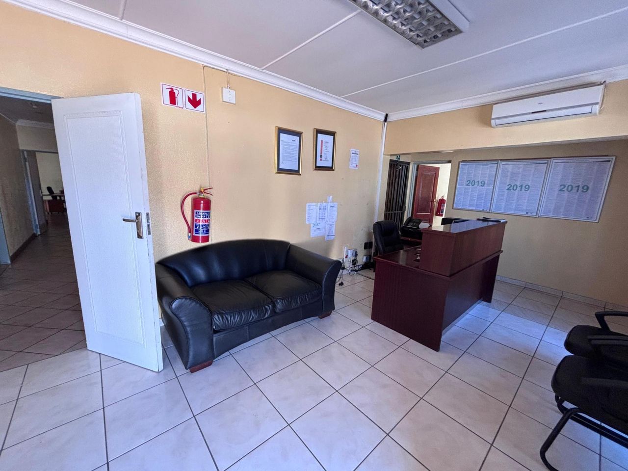 Photo 6 of 26