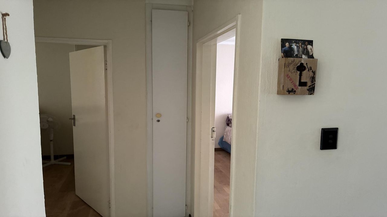 Photo 8 of 16